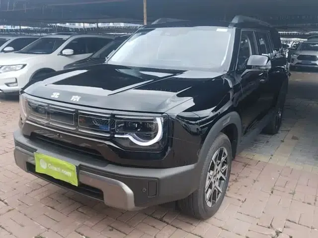 BAIC Off-Road BJ30 2026 Model Traveler 1.5T DCT Two-Wheel Drive Advanced Version