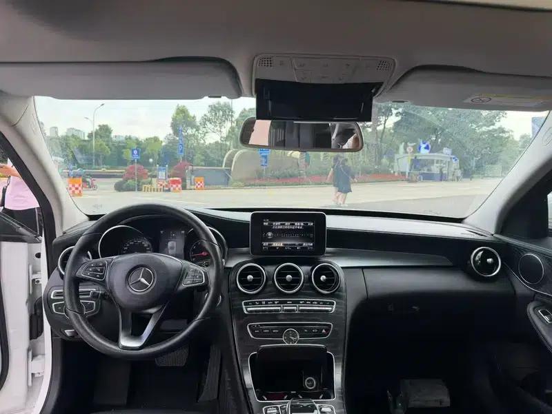 2018 Mercedes-Benz C-Class C 200 L Sport Edition — миниатюра 8
