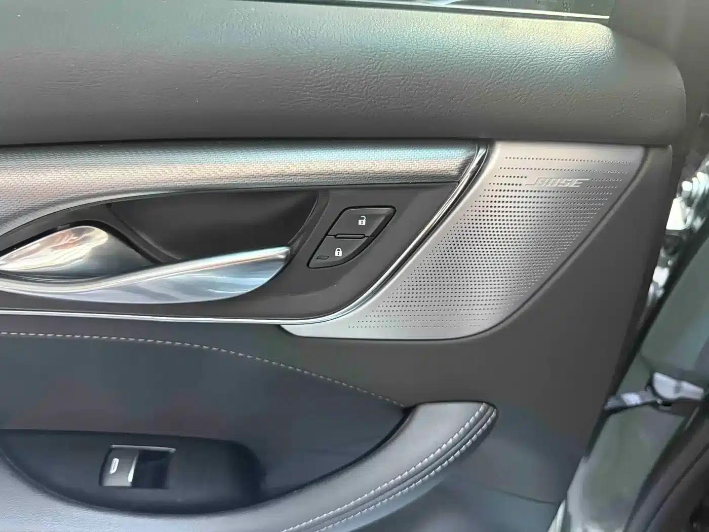 2023 Cadillac CT5 28T Luxury (Standard Edition) — миниатюра 9