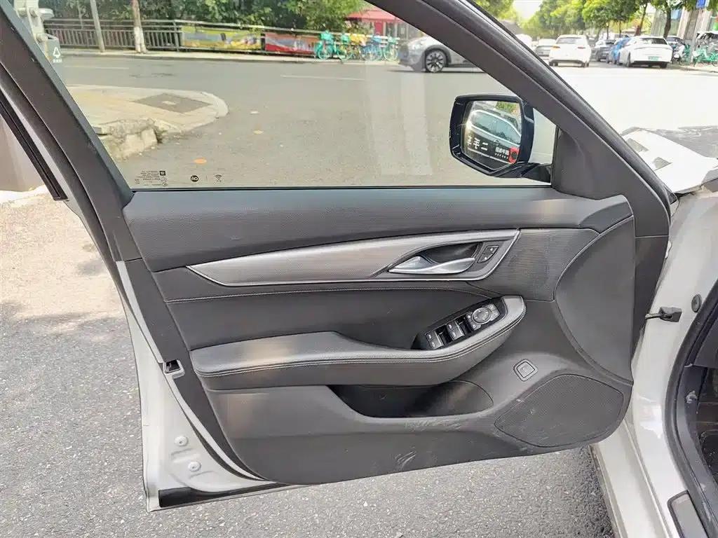 Cadillac CT5 2022 28T Luxury (Standard Edition) — миниатюра 6