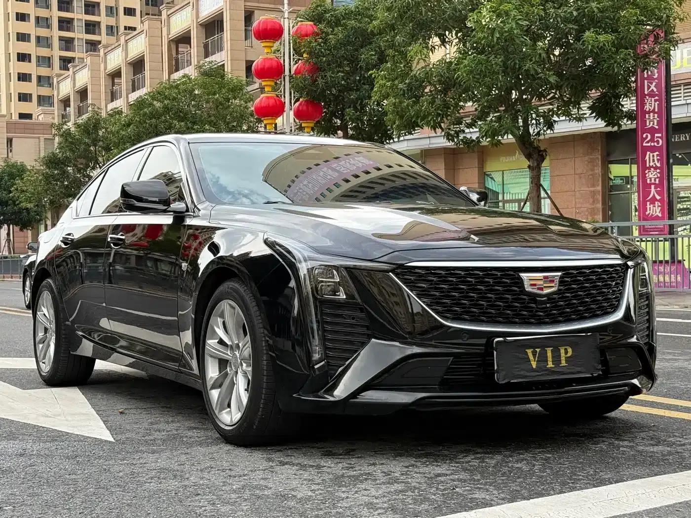 2024 Cadillac CT5 28T Luxury Pro — миниатюра 3