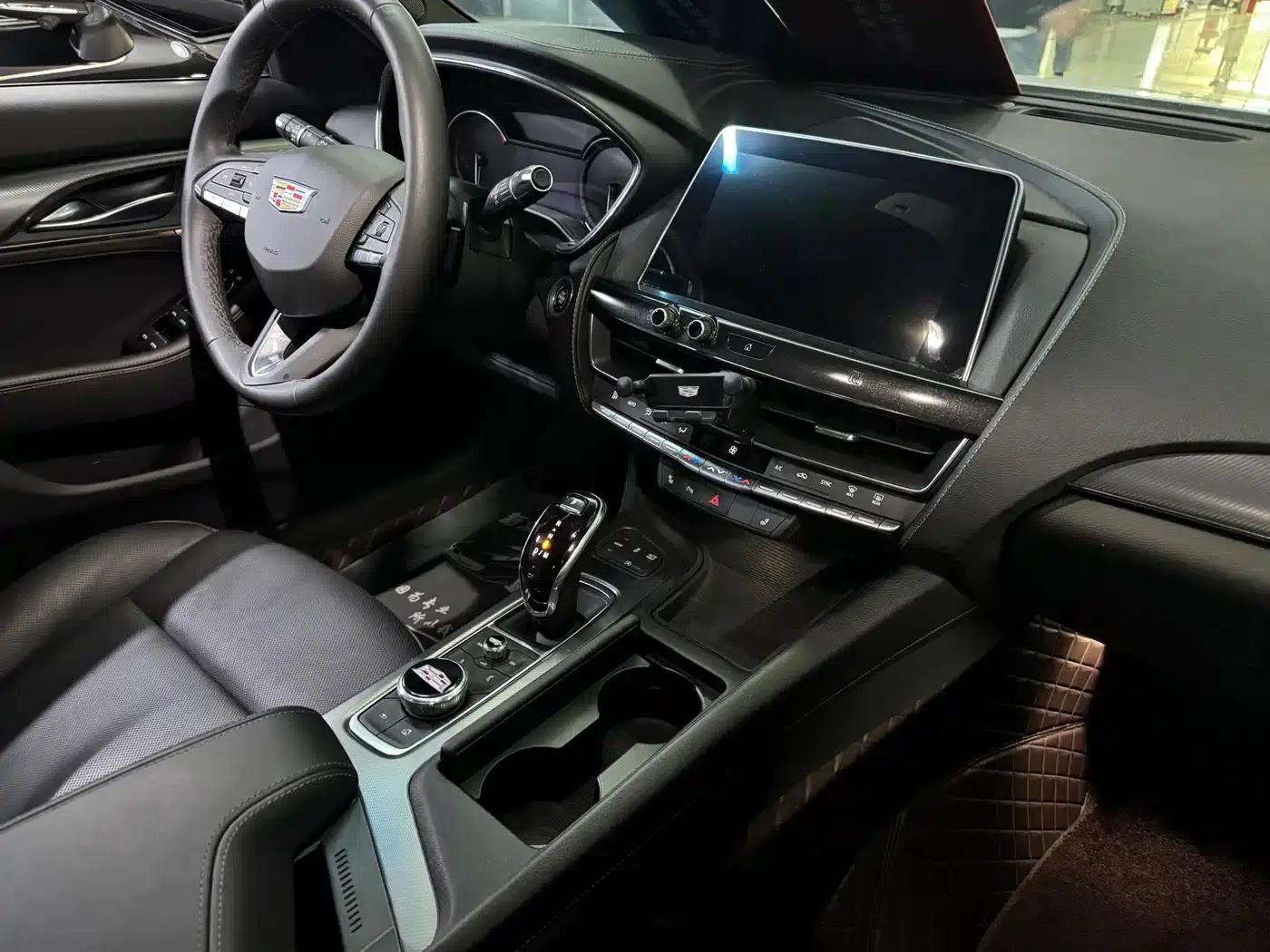 2021 Cadillac CT5 28T Luxury — миниатюра 7