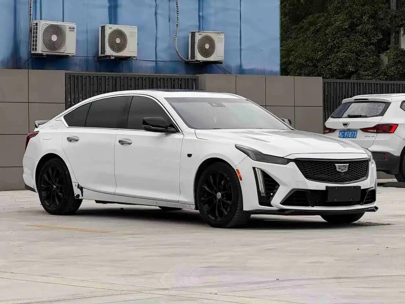 2022 Cadillac CT5 28T Luxury — миниатюра 2
