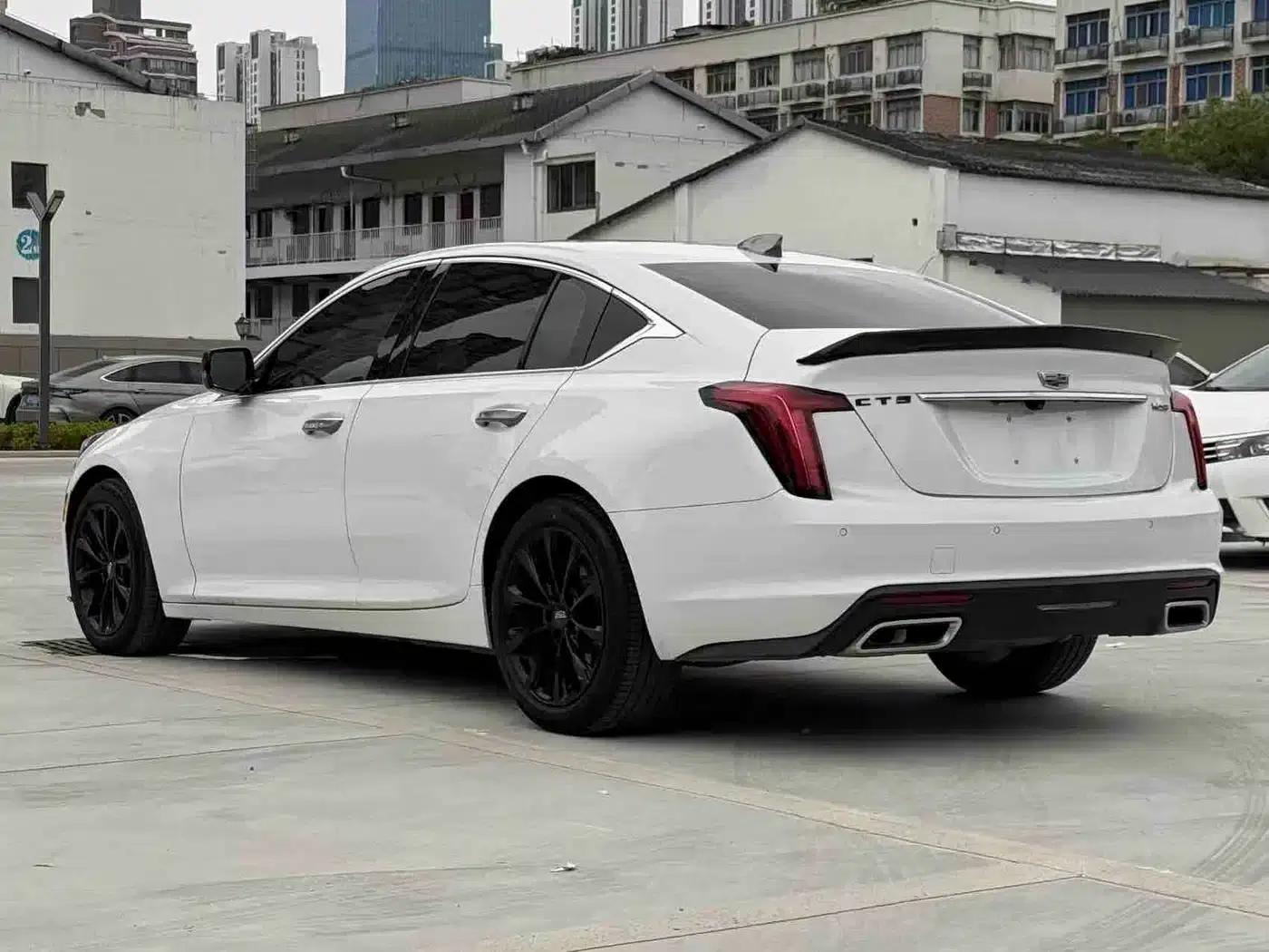 2022 Cadillac CT5 28T Luxury — миниатюра 5