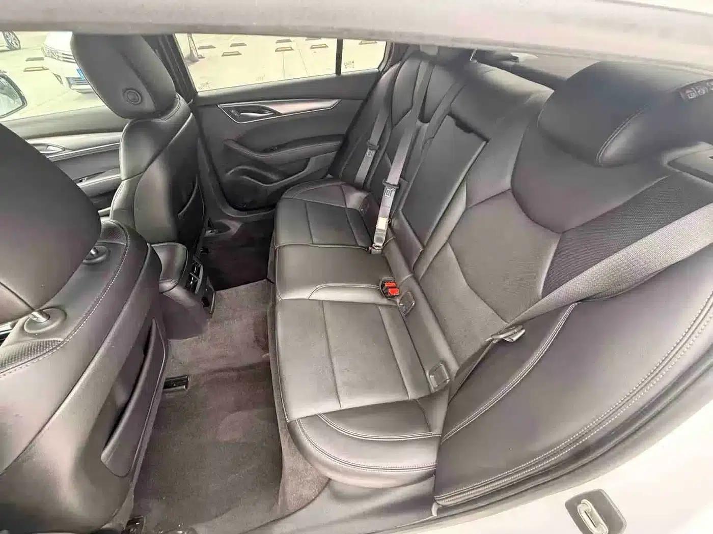 2022 Cadillac CT5 28T Luxury — миниатюра 7