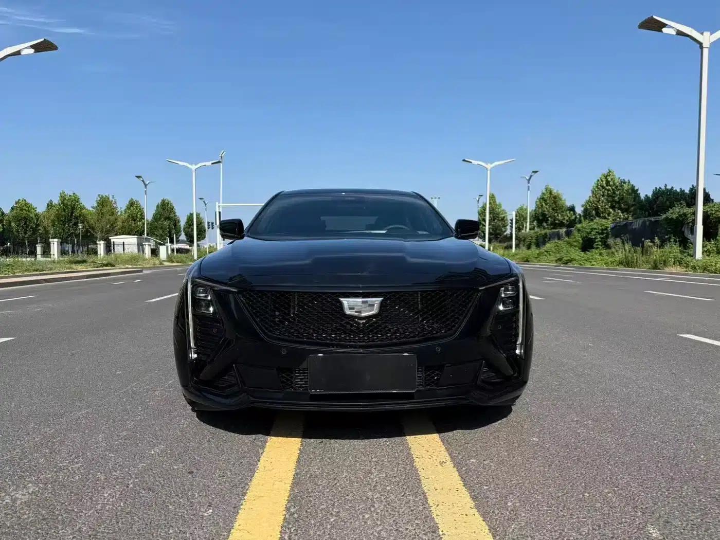 2025 Cadillac CT5 28T Track Performance Edition — миниатюра 2