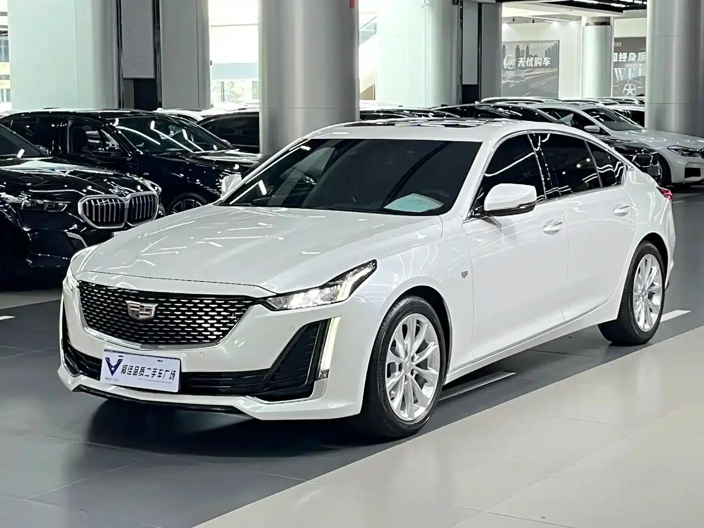 2023 Cadillac CT5 28T Luxury (Standard Edition) — миниатюра 1