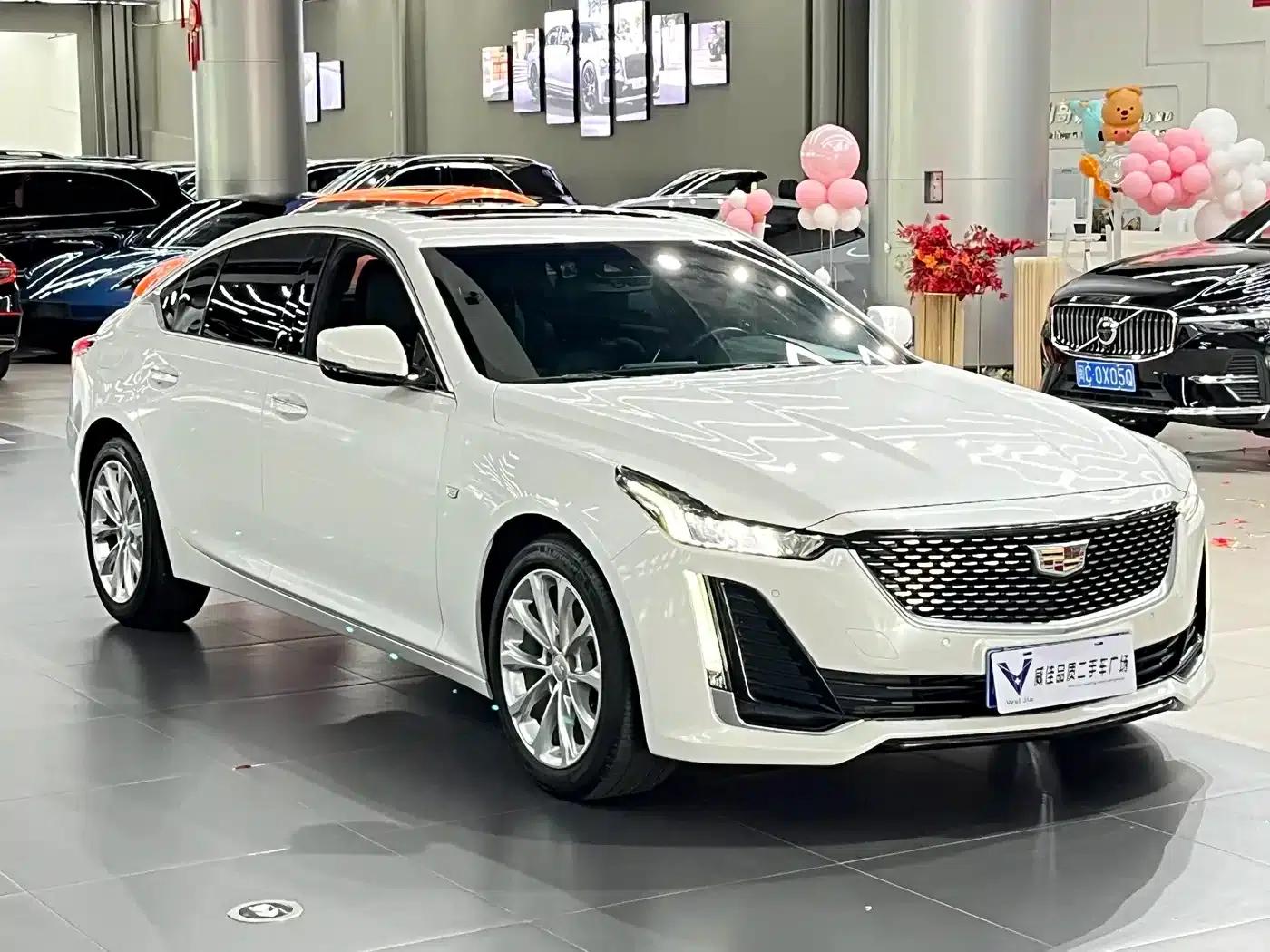 2023 Cadillac CT5 28T Luxury (Standard Edition) — миниатюра 3