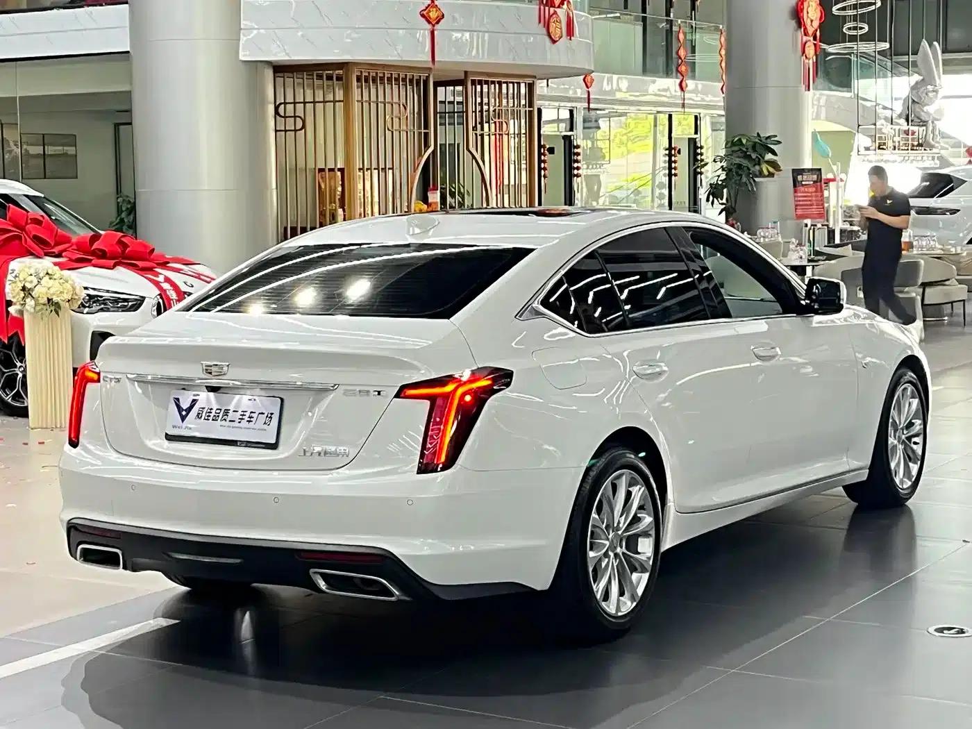 2023 Cadillac CT5 28T Luxury (Standard Edition) — миниатюра 7