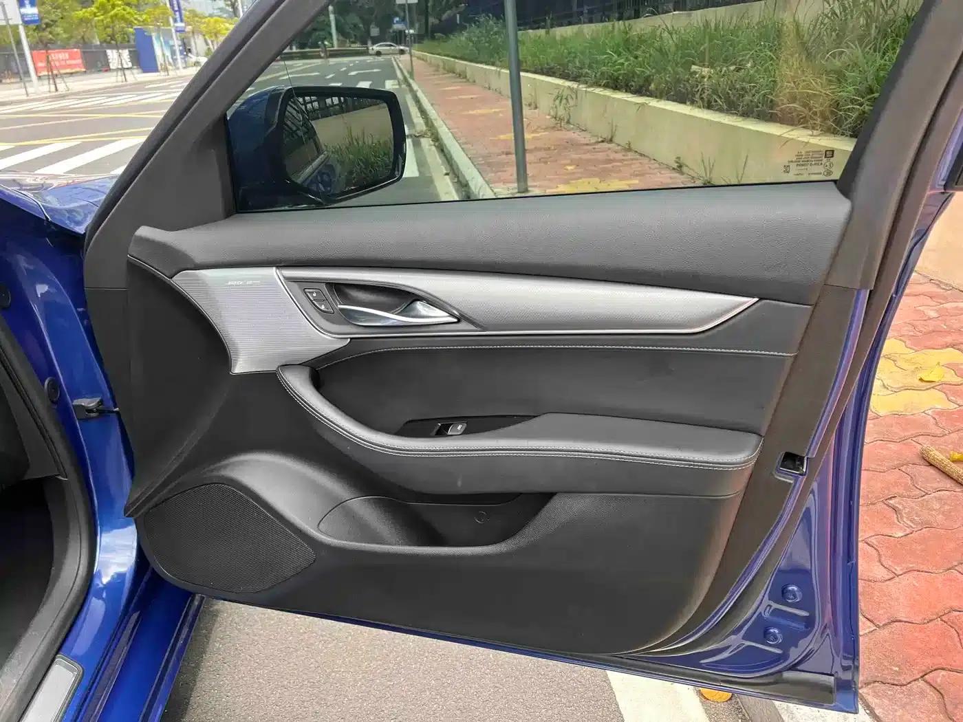 2020 Cadillac CT5 Facelift 28T Luxury — миниатюра 31