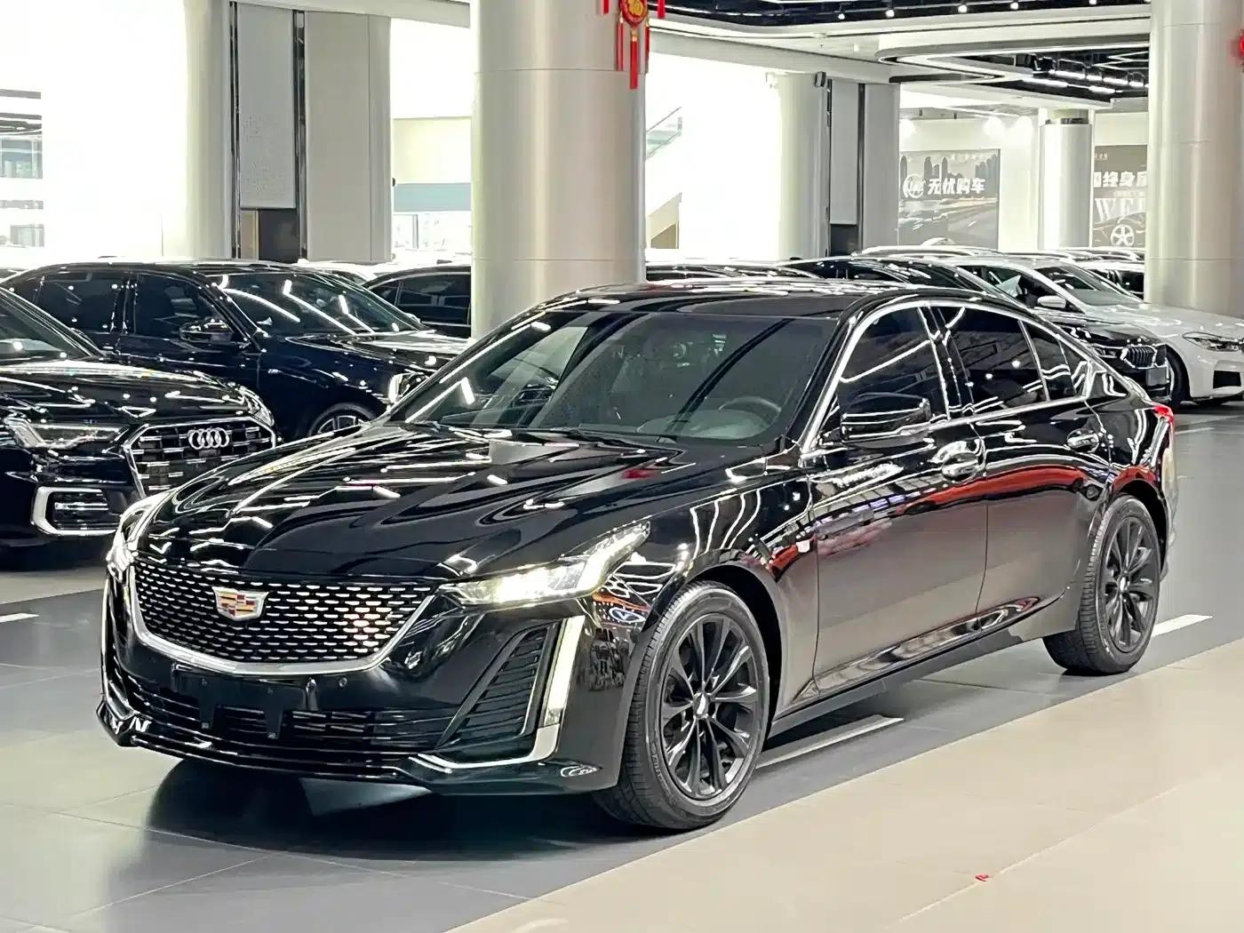 2022 Cadillac CT5 28T Luxury — миниатюра 1