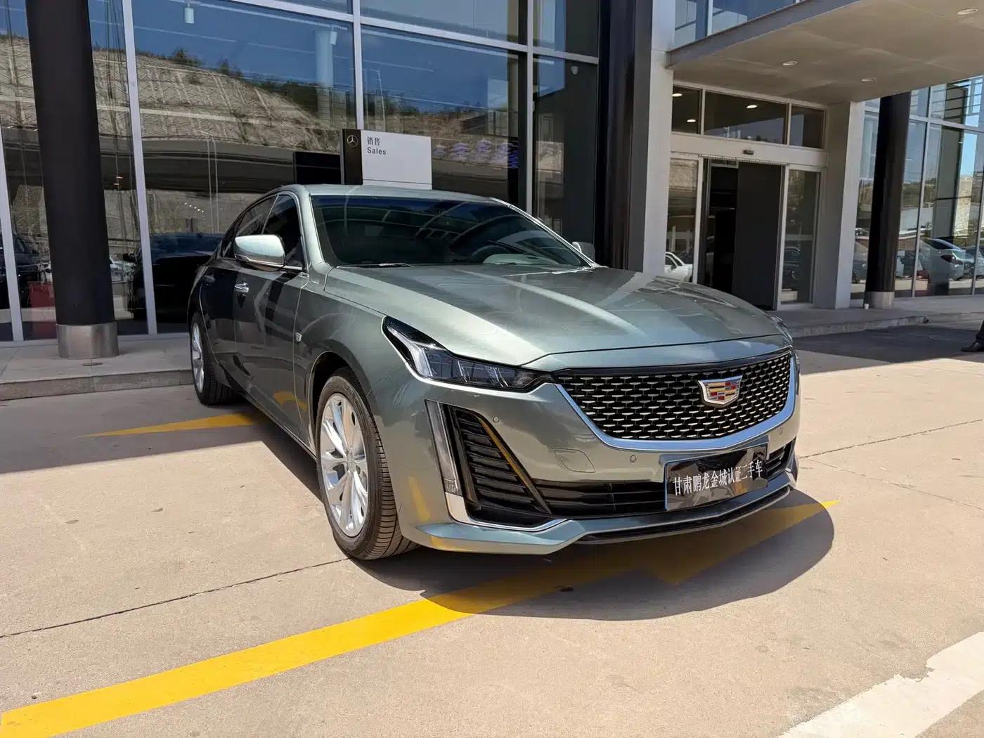 2023 Cadillac CT5 28T Luxury (Standard Edition) — миниатюра 3