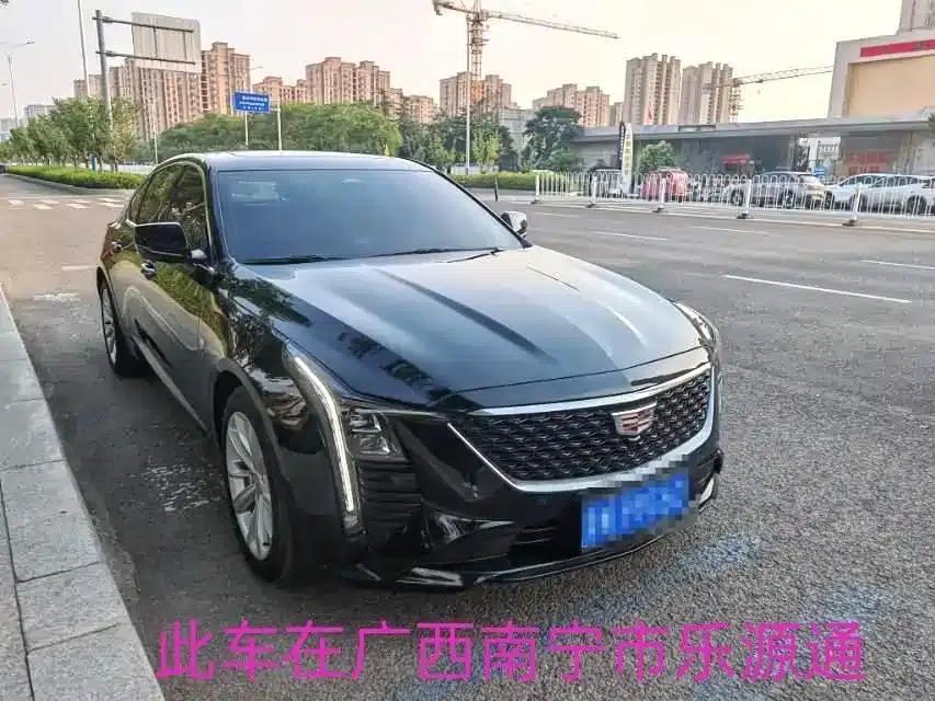 2024 Cadillac CT5 28T Luxury Pro — миниатюра 2