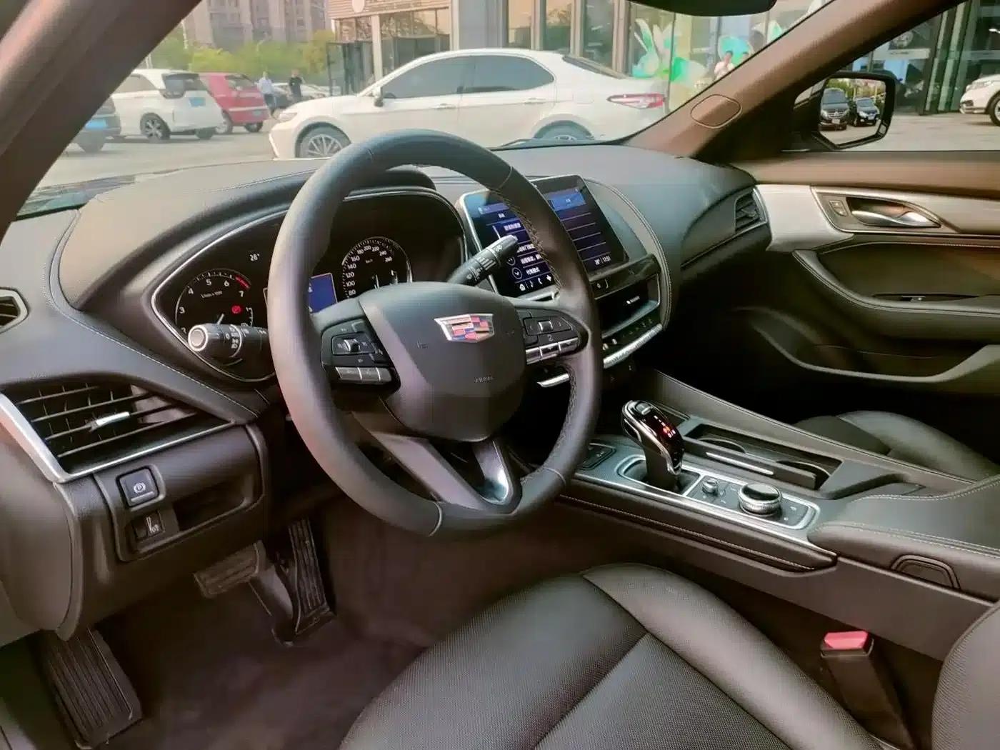 2024 Cadillac CT5 28T Luxury Pro — миниатюра 19