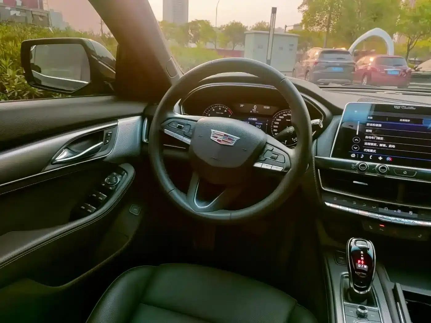 2024 Cadillac CT5 28T Luxury Pro — миниатюра 31