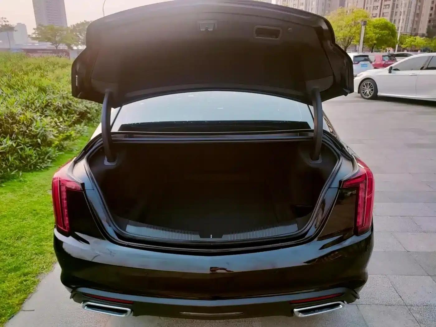 2024 Cadillac CT5 28T Luxury Pro — миниатюра 10