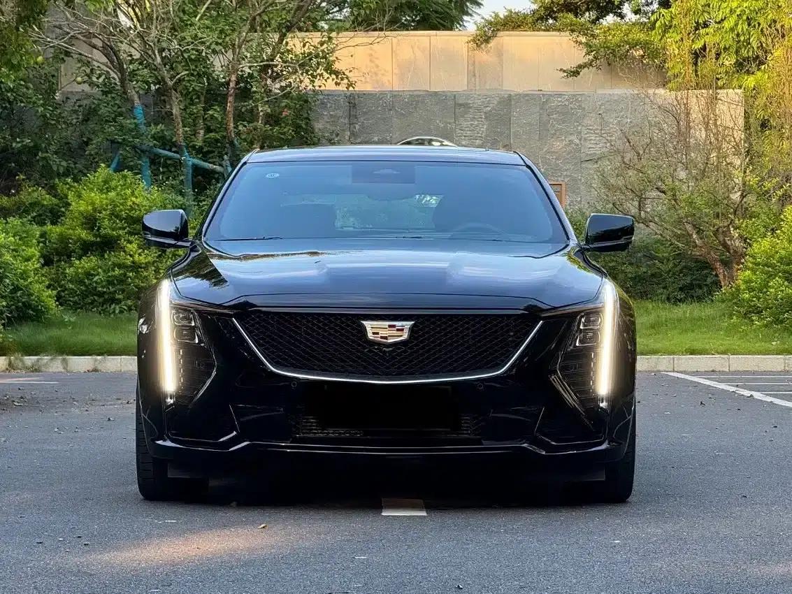2024 Cadillac CT5 28T Luxury Pro — миниатюра 2