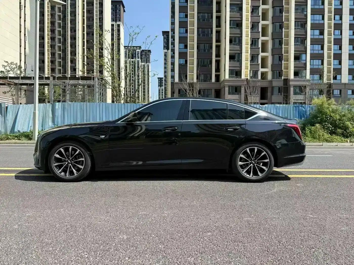 2025 Cadillac CT5 28T City Sport Edition — миниатюра 8