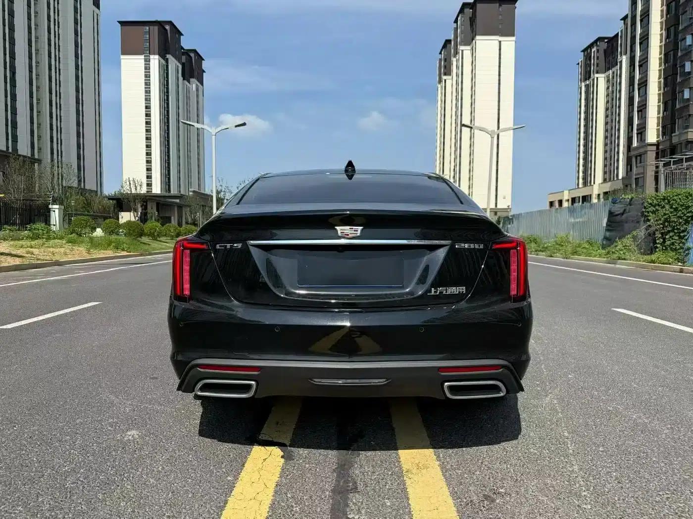 2025 Cadillac CT5 28T City Sport Edition — миниатюра 9