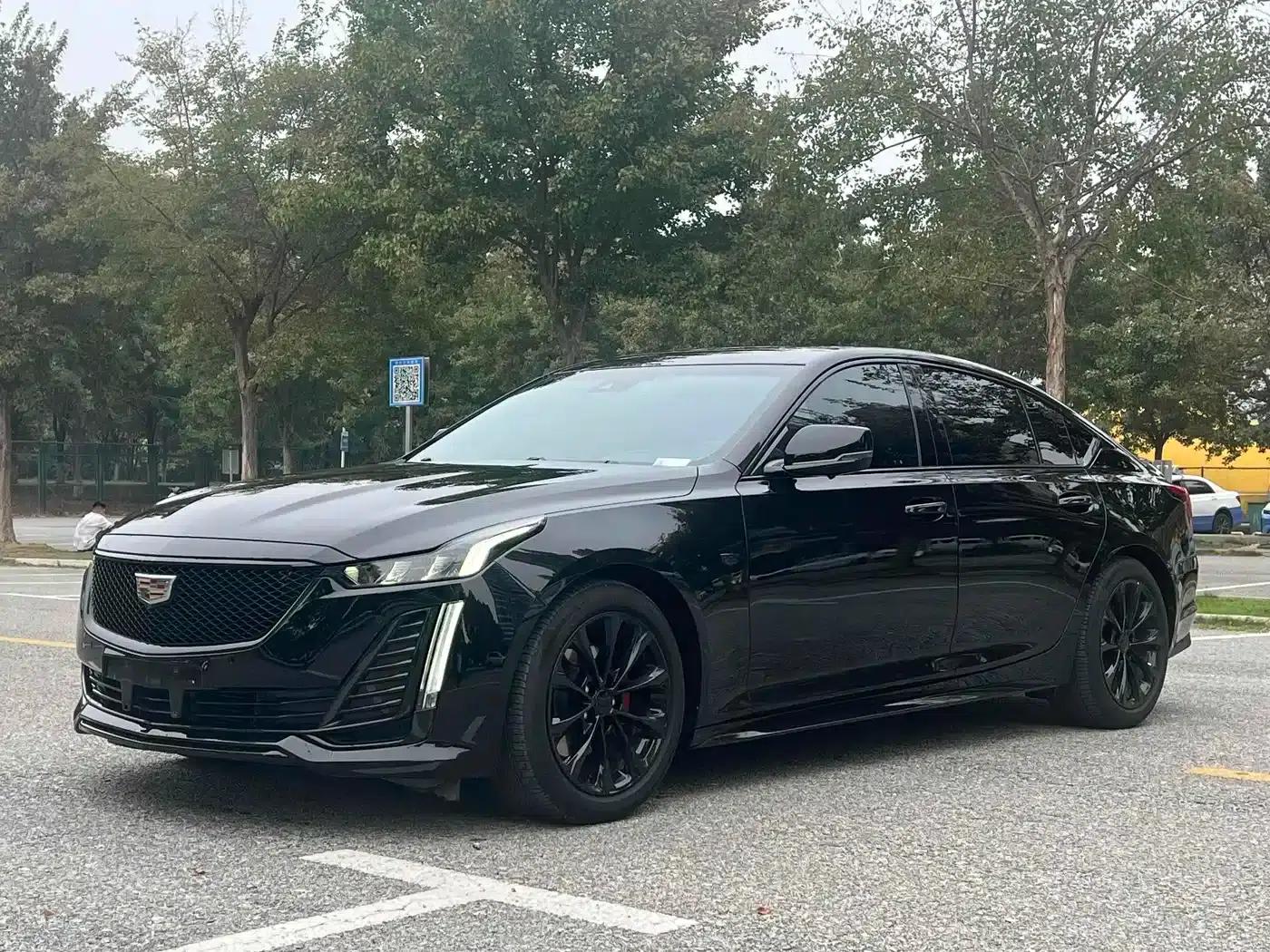 2022 Cadillac CT5 28T Luxury — миниатюра 1