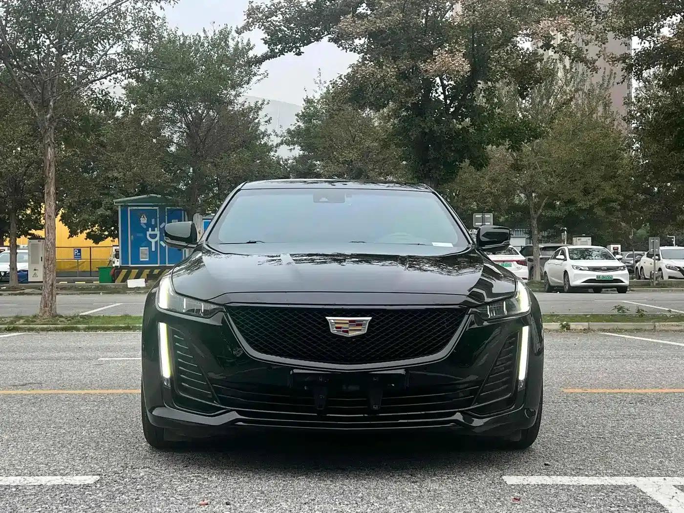 2022 Cadillac CT5 28T Luxury — миниатюра 2