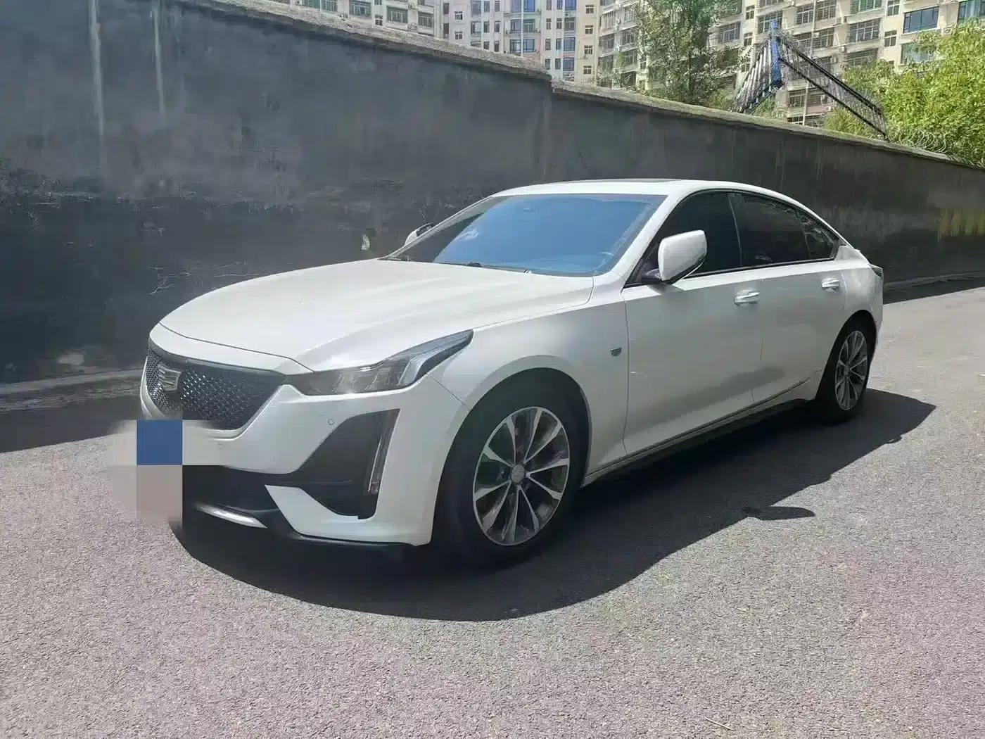 2021 Cadillac CT5 28T Luxury — миниатюра 1