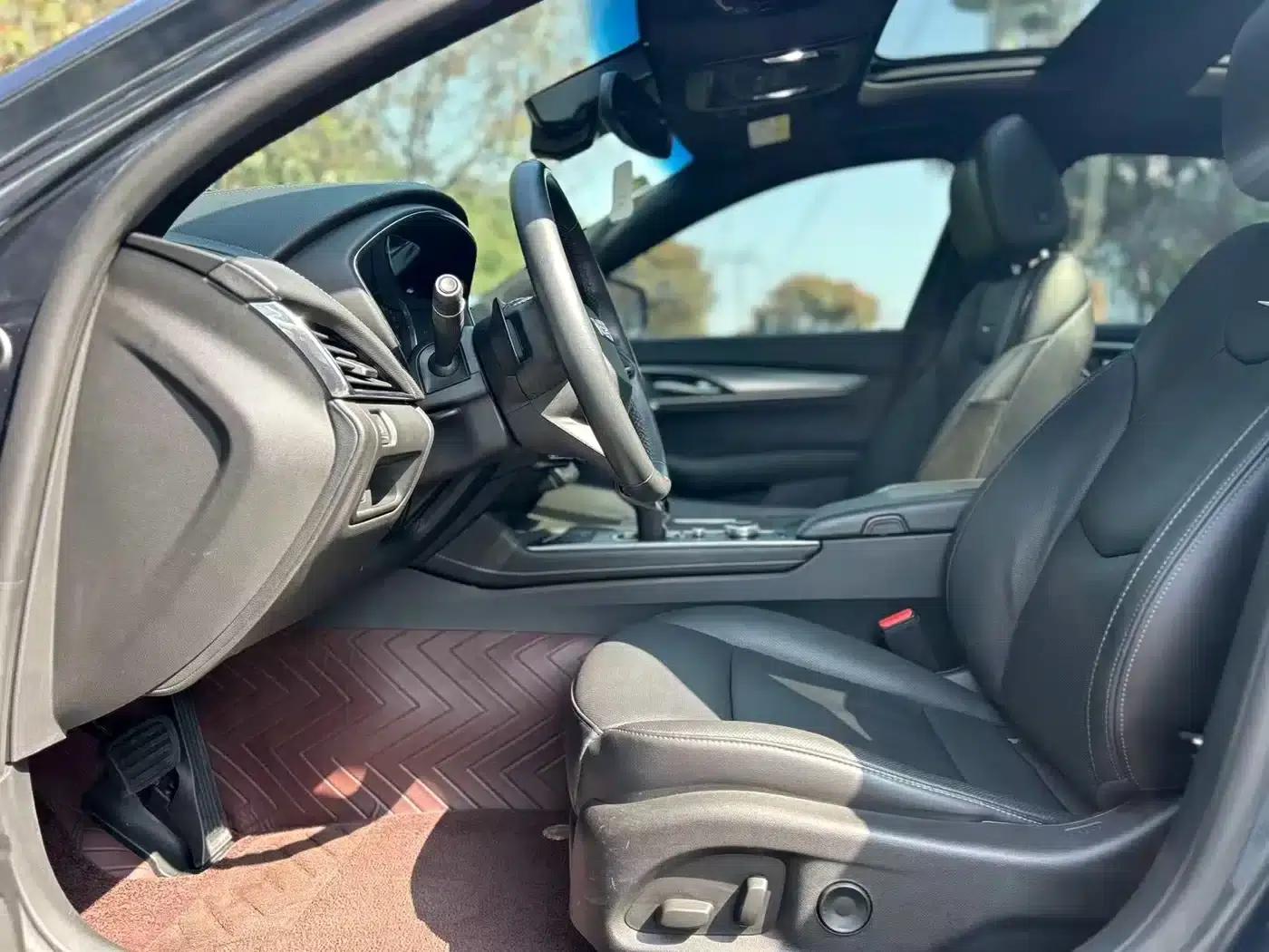2021 Cadillac CT5 28T Luxury — миниатюра 6