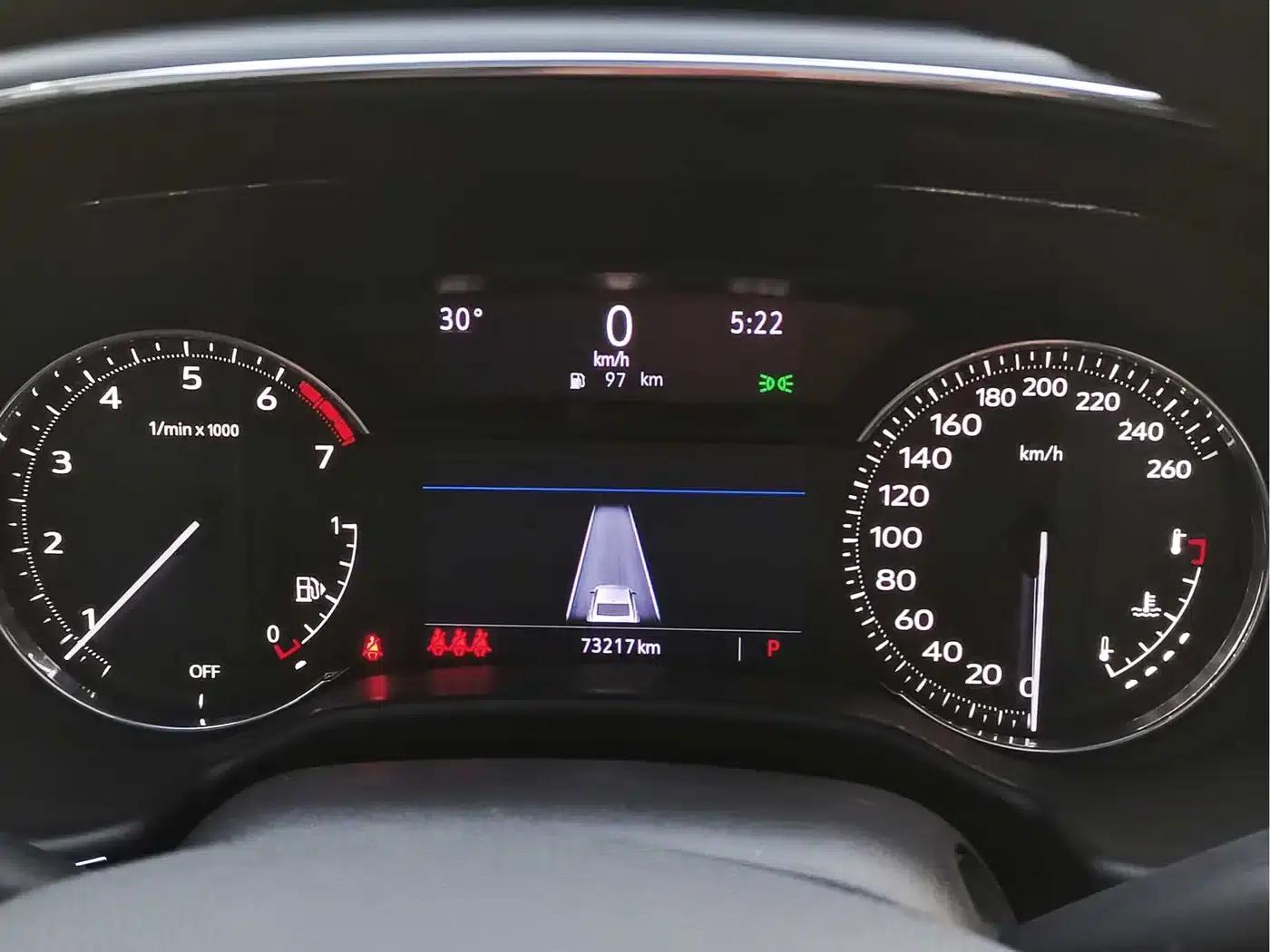 2022 Cadillac CT5 28T Luxury — миниатюра 11