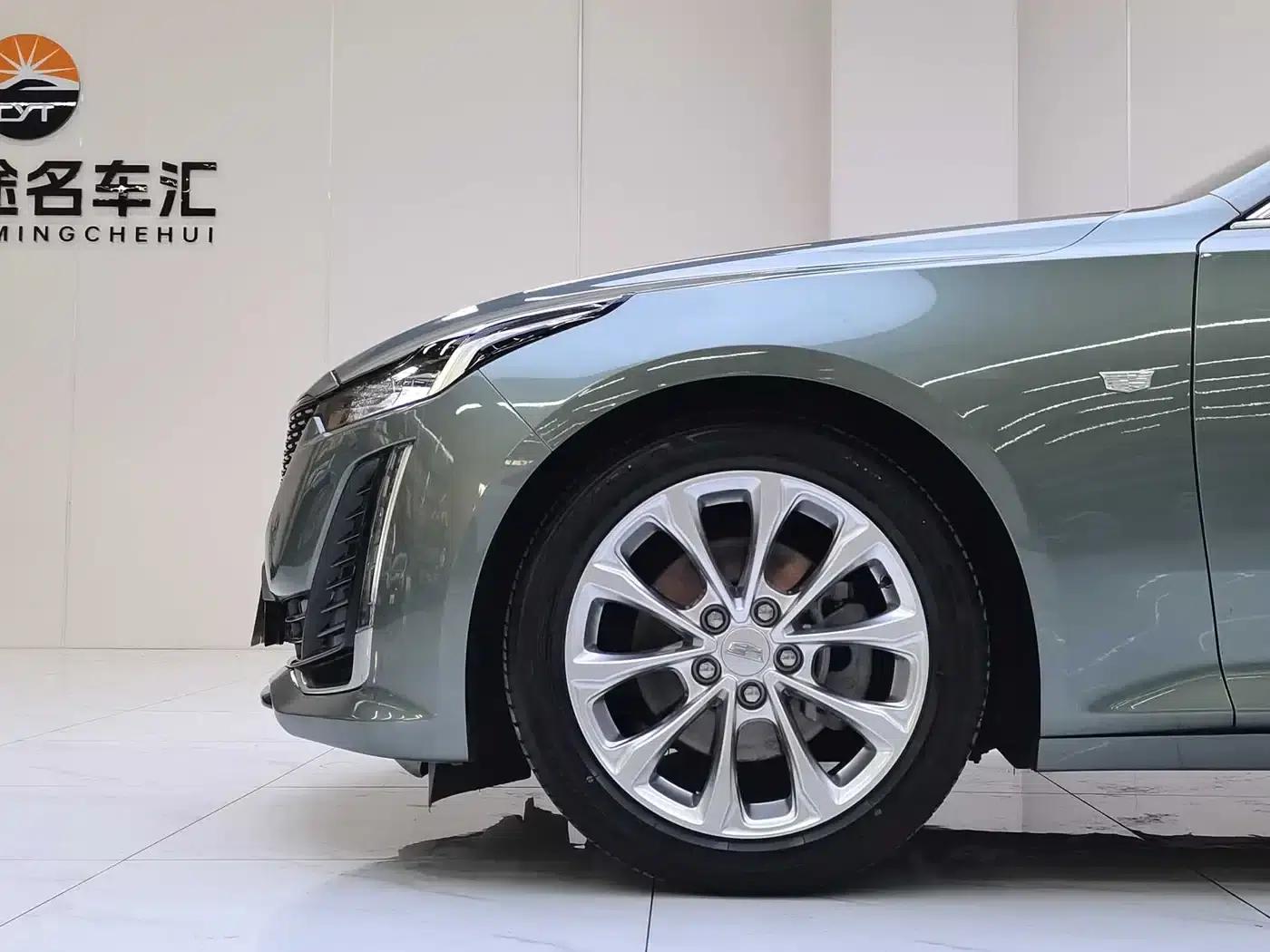 2022 Cadillac CT5 28T Luxury — миниатюра 23