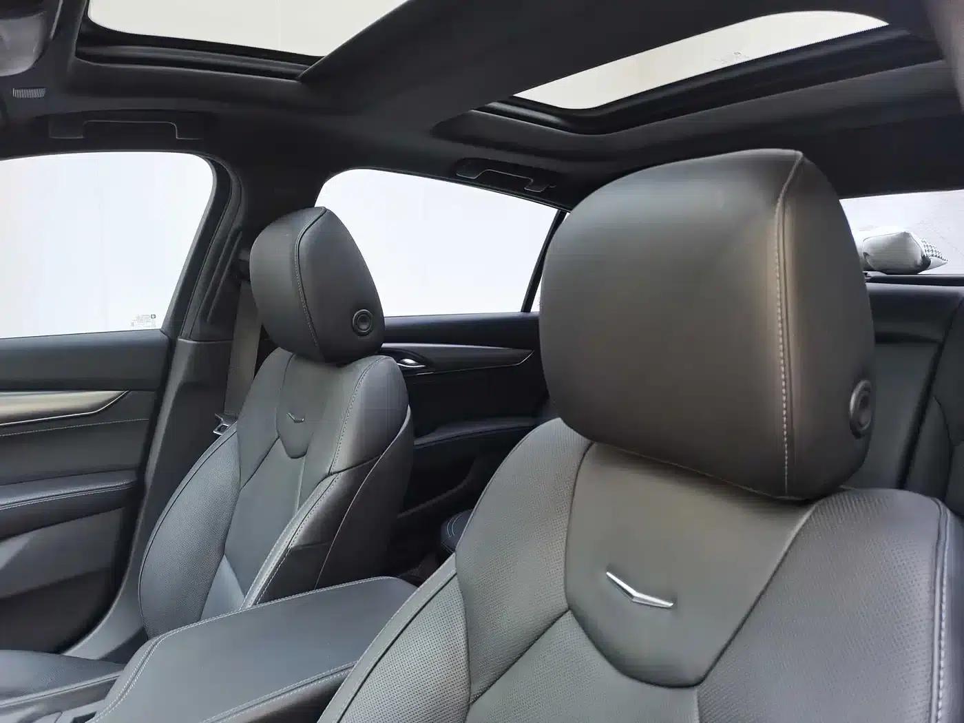 2022 Cadillac CT5 28T Luxury — миниатюра 10