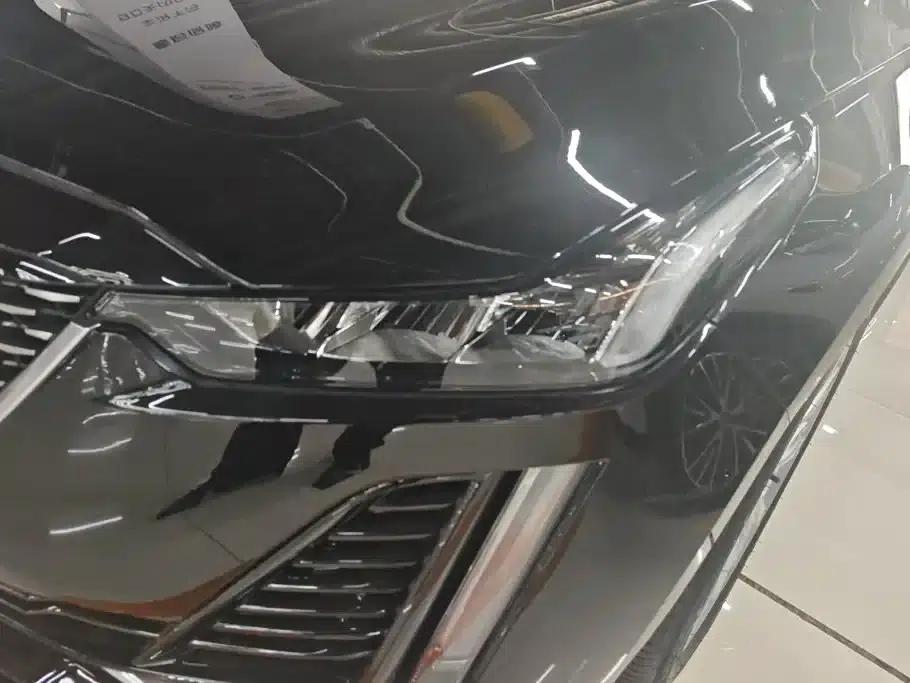 2022 Cadillac CT5 28T Luxury — миниатюра 5