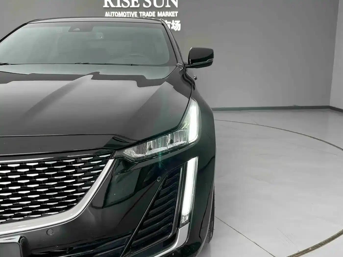 2021 Cadillac CT5 28T Luxury — миниатюра 12