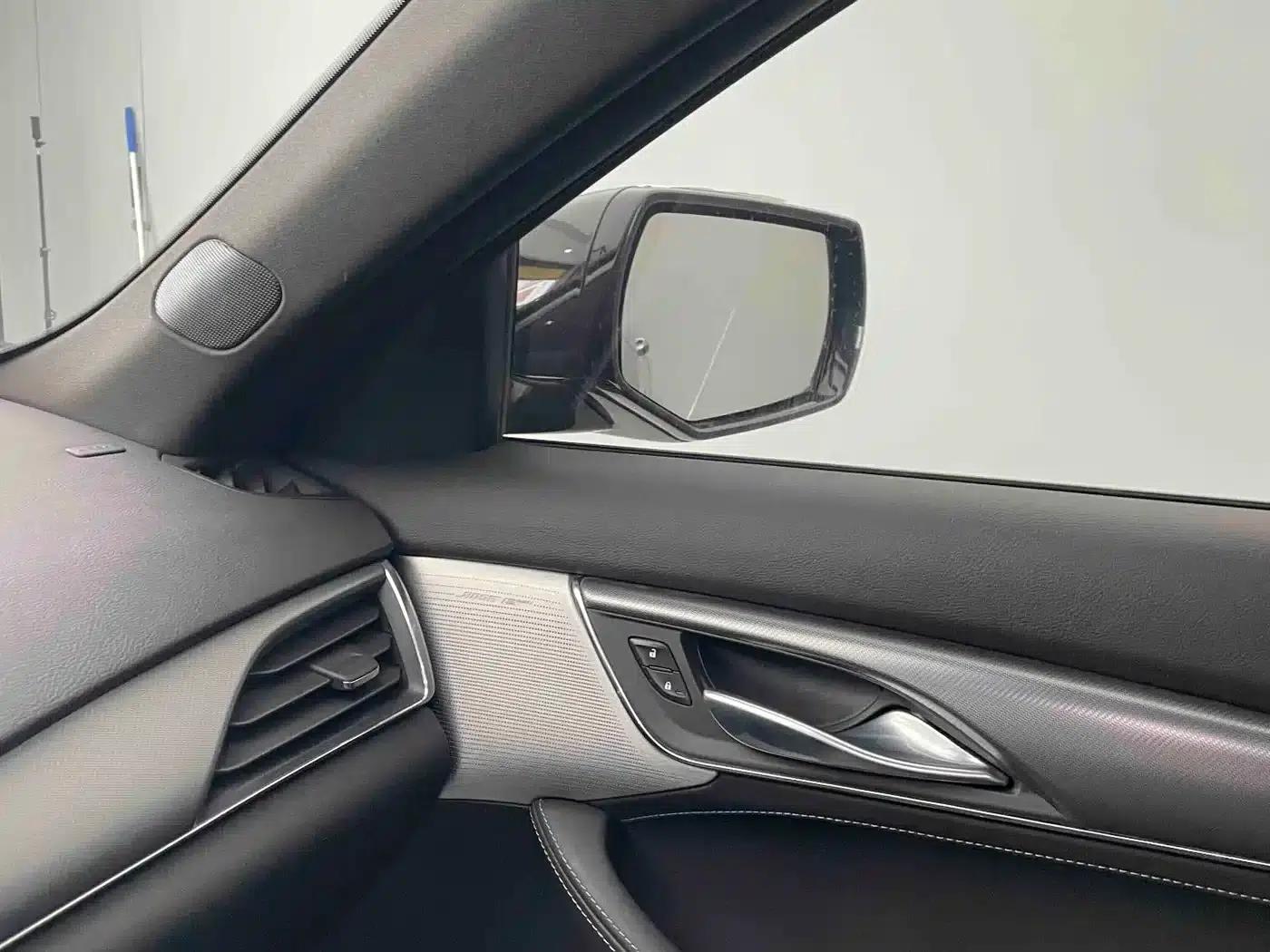 2021 Cadillac CT5 28T Luxury — миниатюра 31