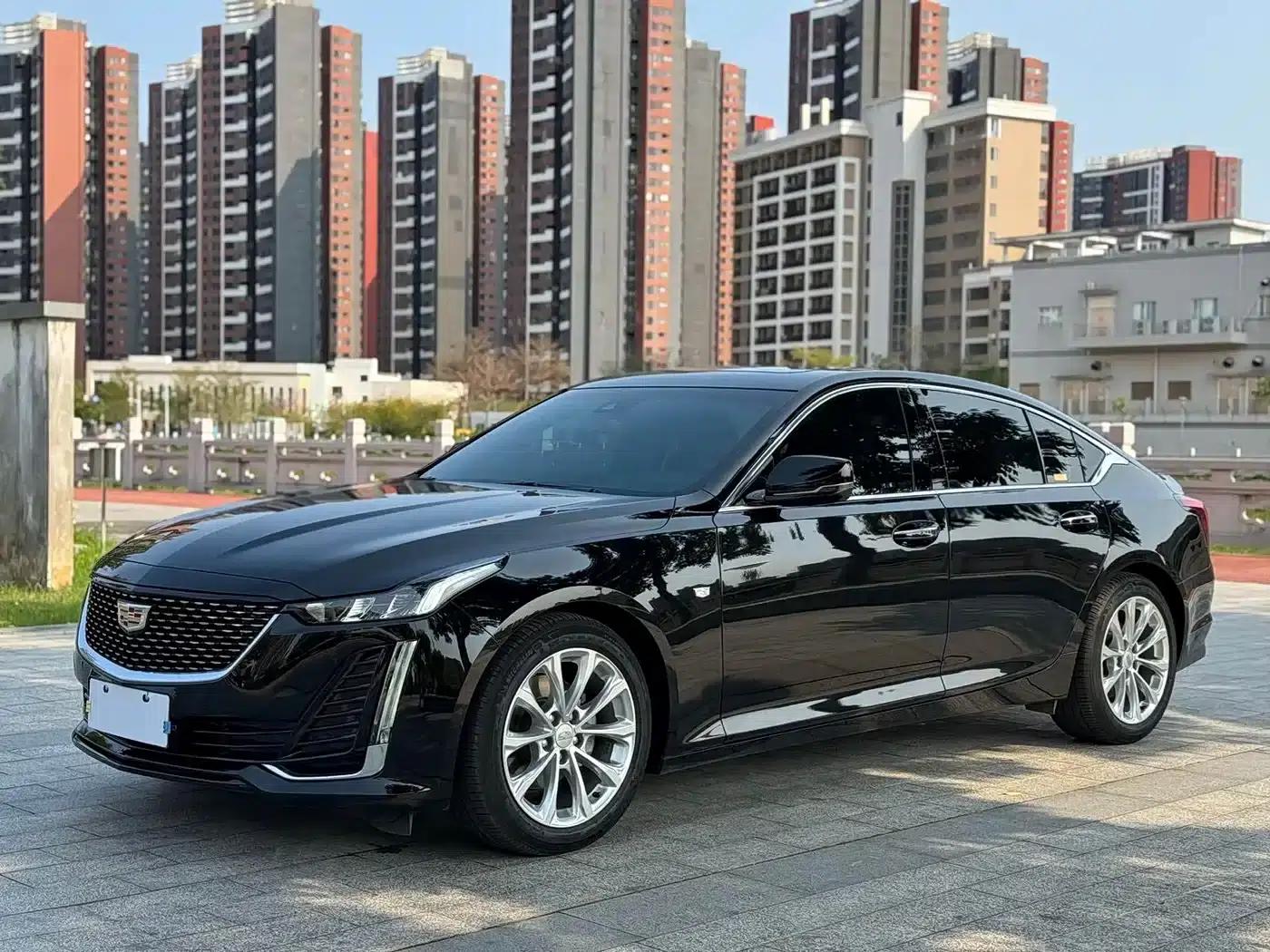2023 Cadillac CT5 28T Luxury (Standard Edition) — миниатюра 2