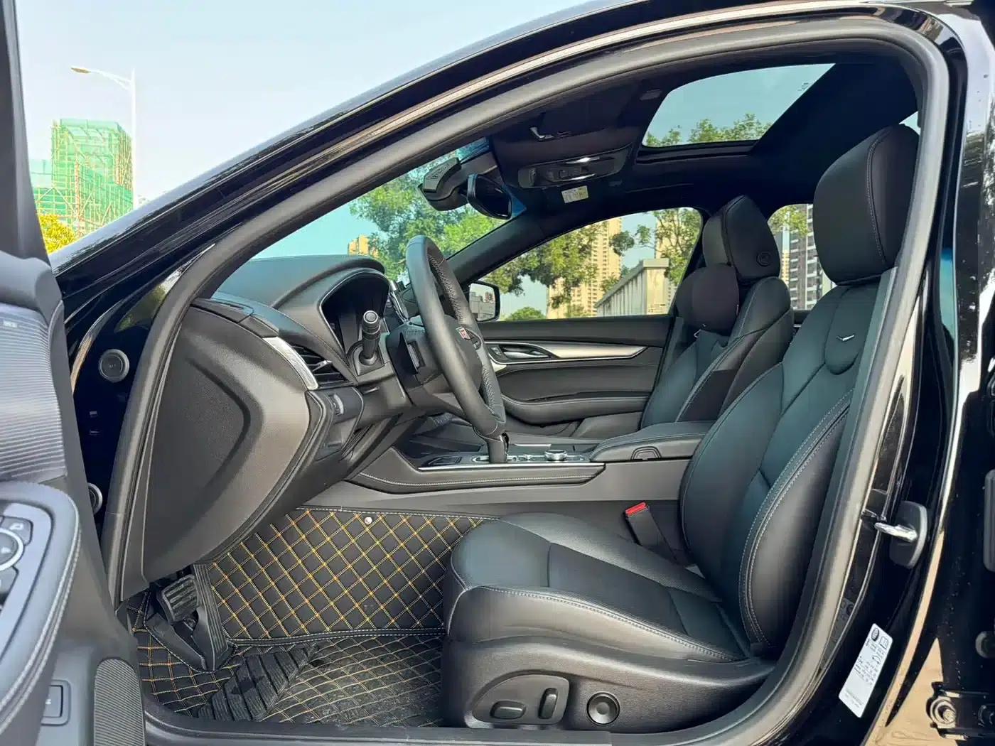 2023 Cadillac CT5 28T Luxury (Standard Edition) — миниатюра 5