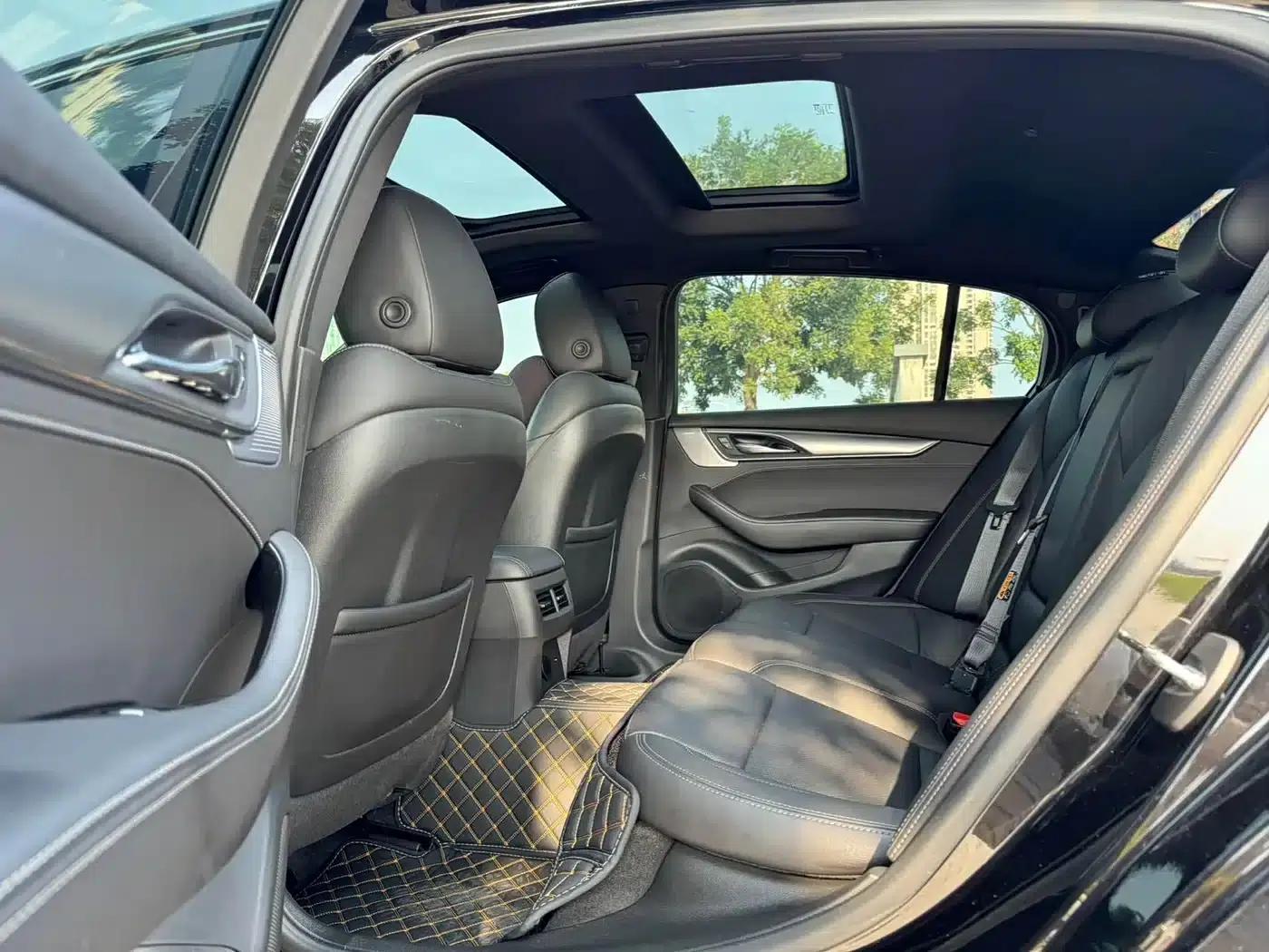 2023 Cadillac CT5 28T Luxury (Standard Edition) — миниатюра 6