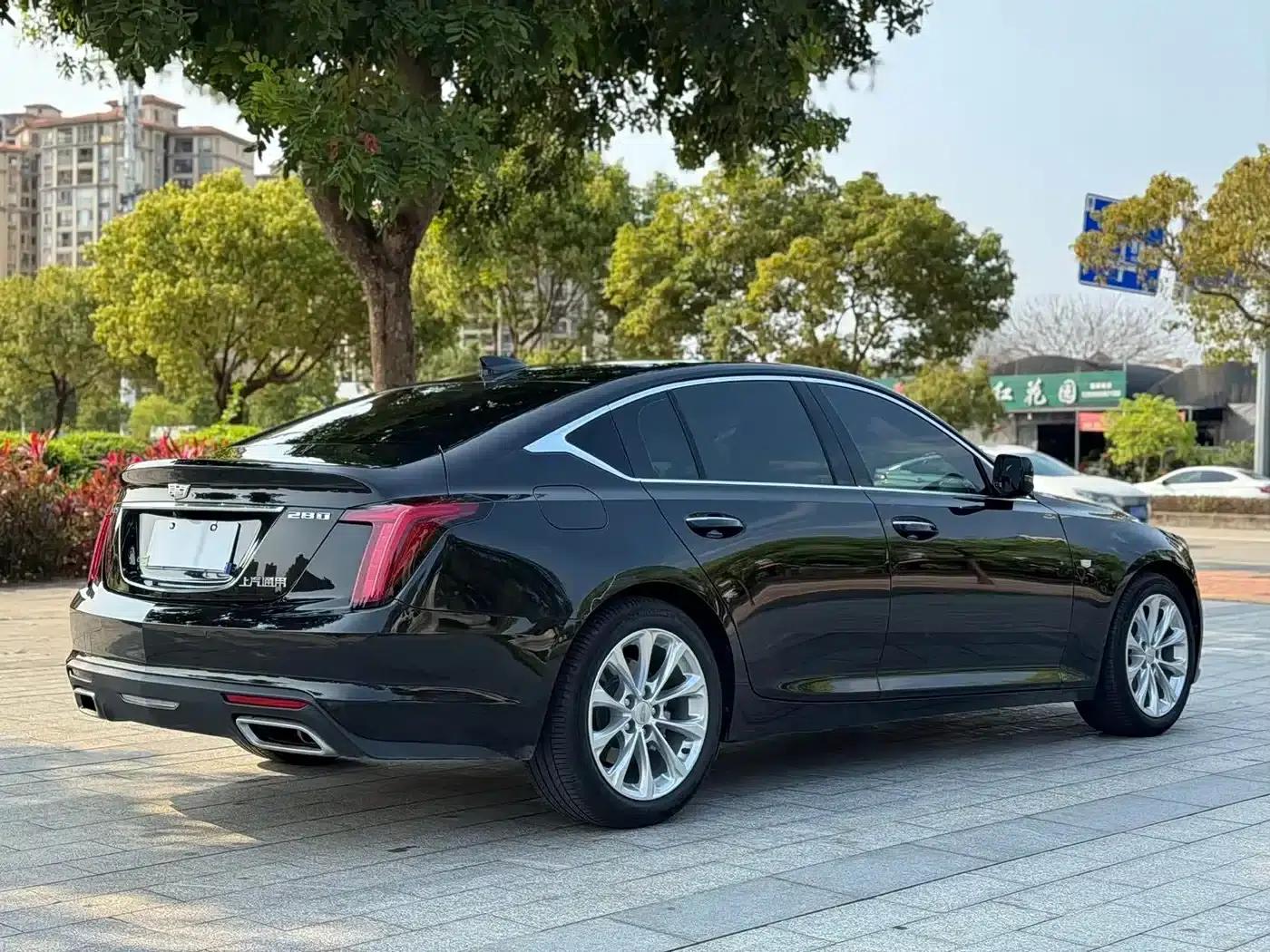 2023 Cadillac CT5 28T Luxury (Standard Edition) — миниатюра 7