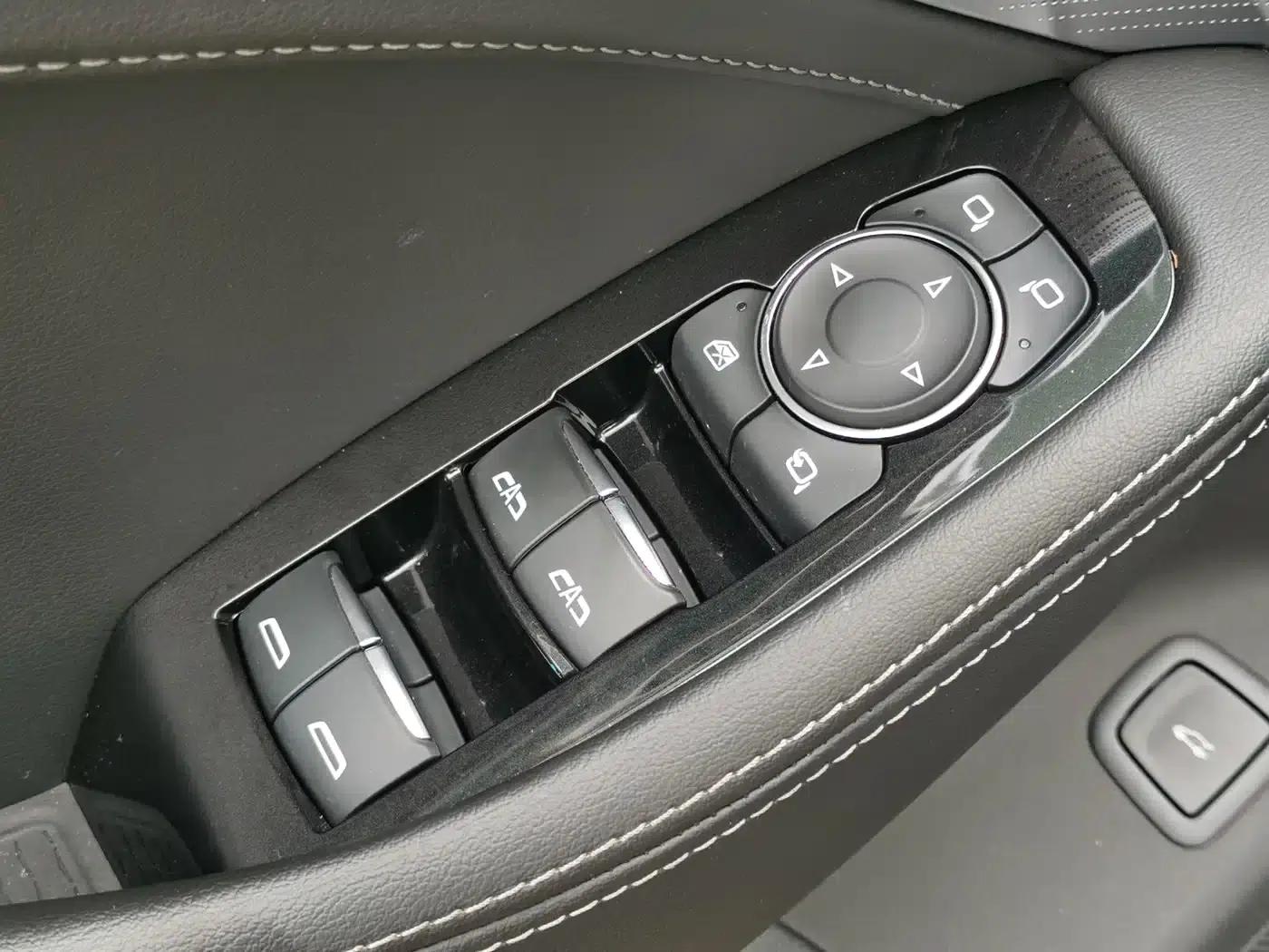 2023 Cadillac CT5 28T Luxury (Standard Edition) — миниатюра 13