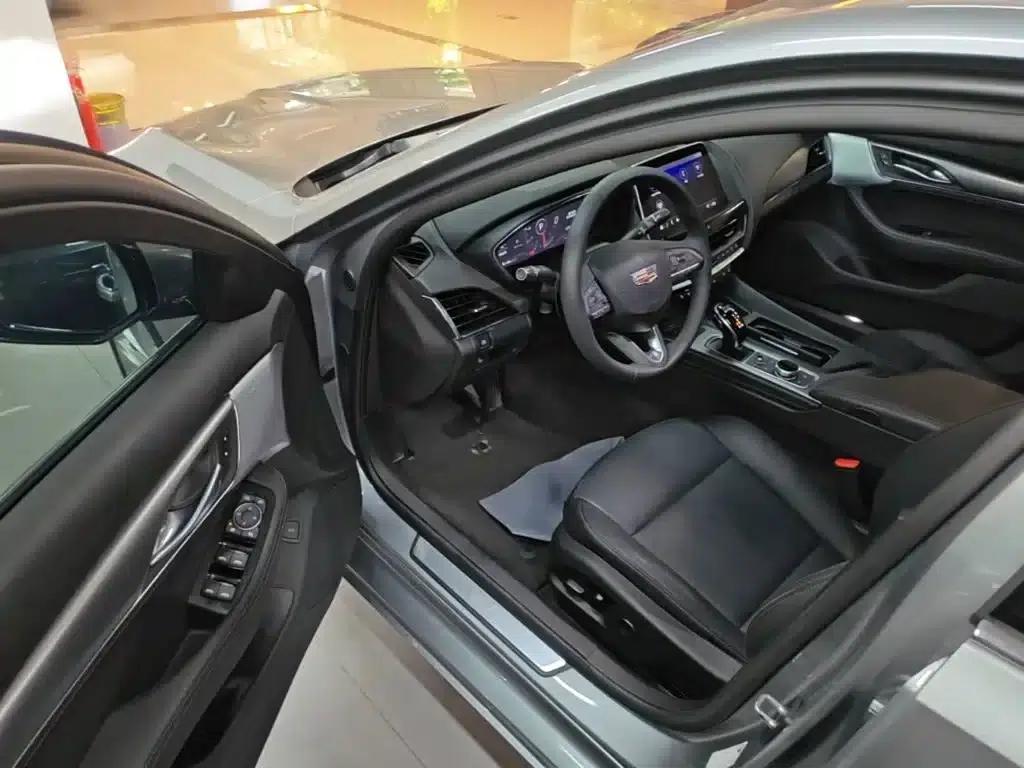 2023 Cadillac CT5 28T Luxury (Standard Edition) — миниатюра 16