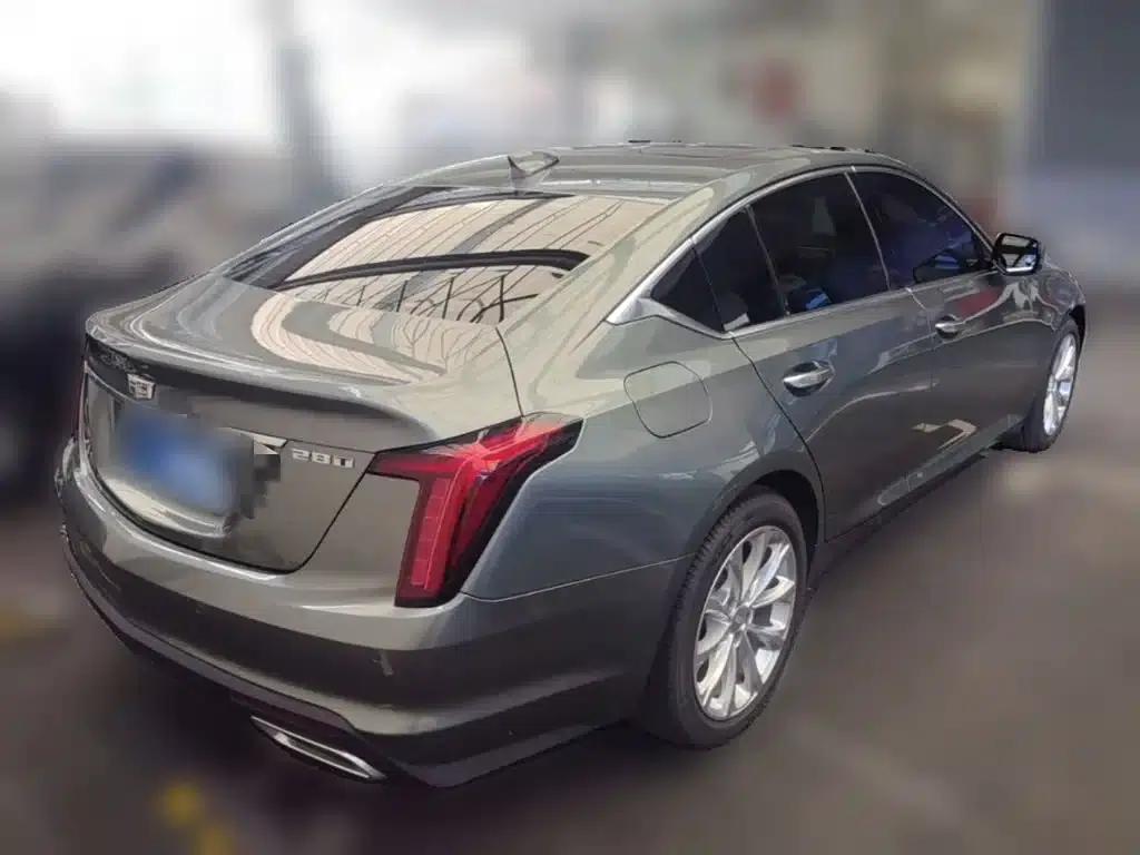 2022 Cadillac CT5 28T Luxury — миниатюра 12