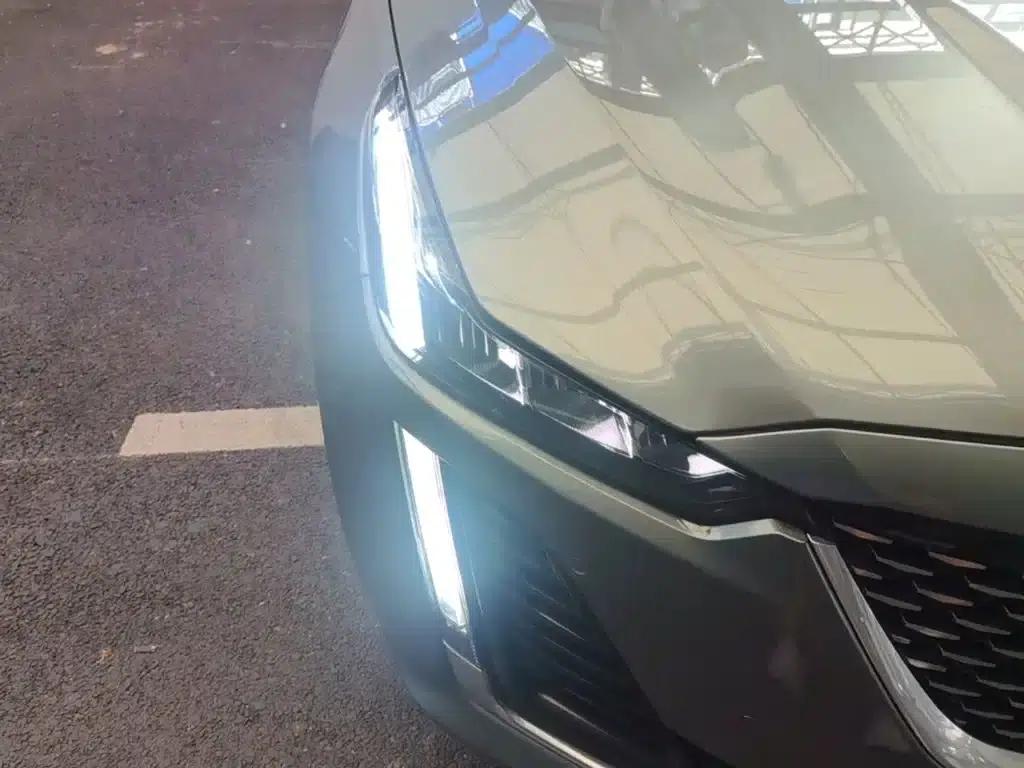 2022 Cadillac CT5 28T Luxury — миниатюра 13