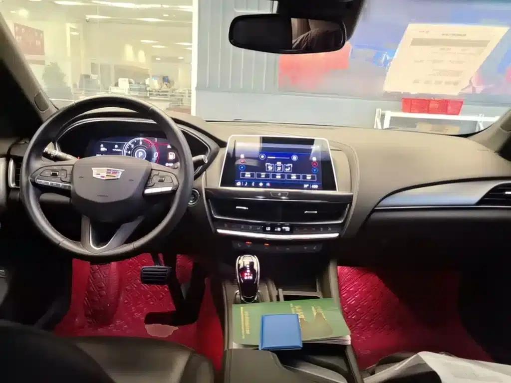 2022 Cadillac CT5 28T Luxury — миниатюра 16