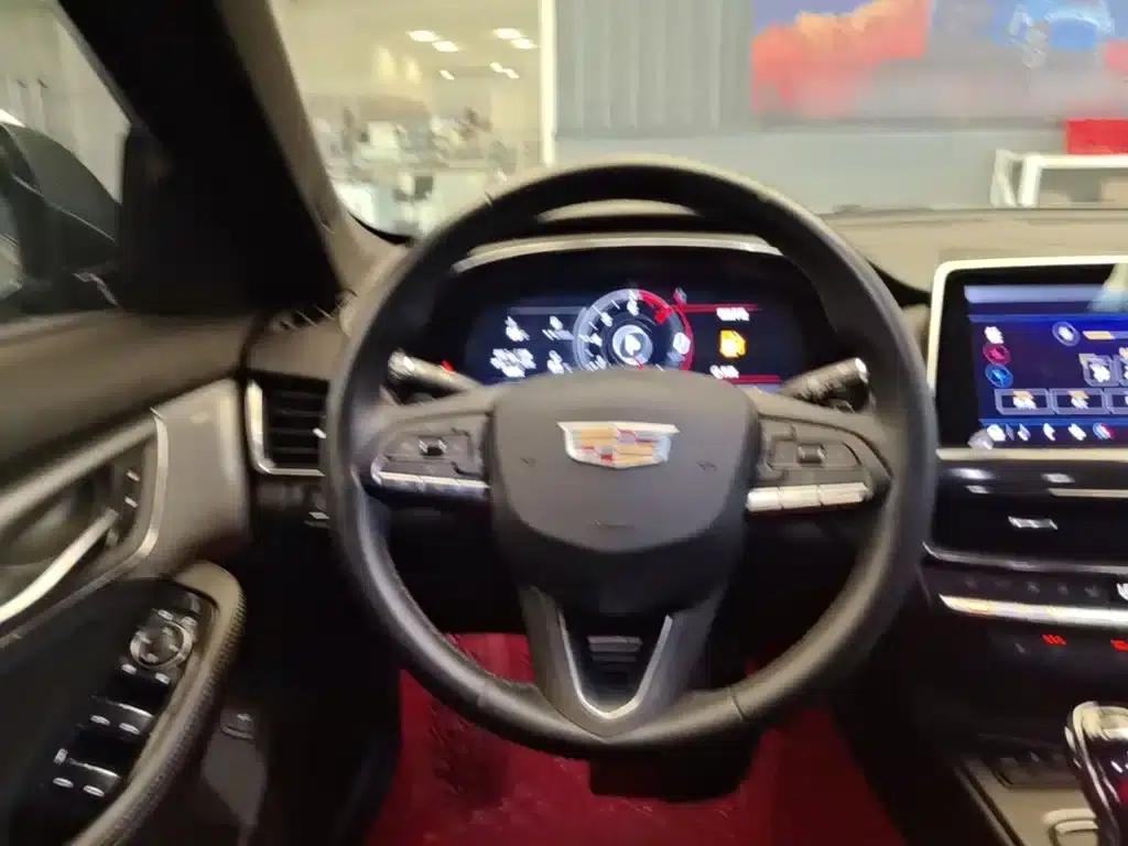 2022 Cadillac CT5 28T Luxury — миниатюра 17