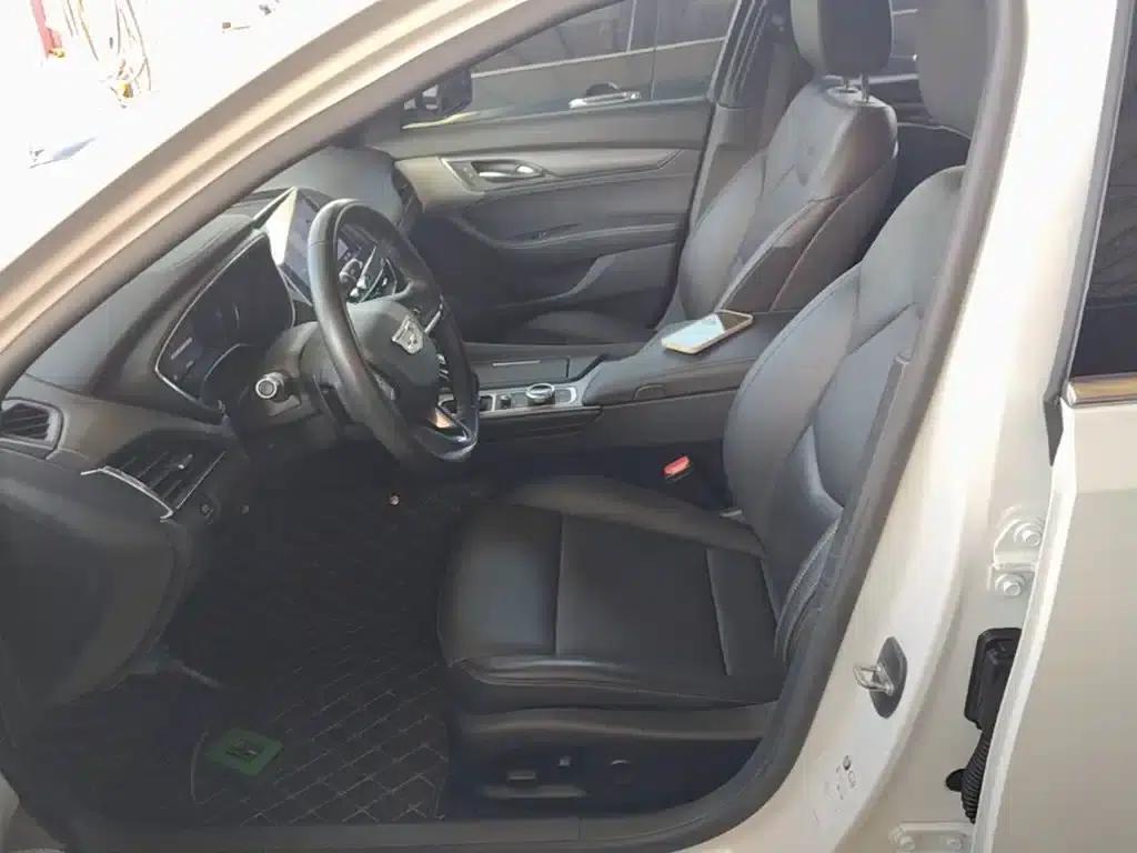 2021 Cadillac CT5 28T Luxury — миниатюра 15