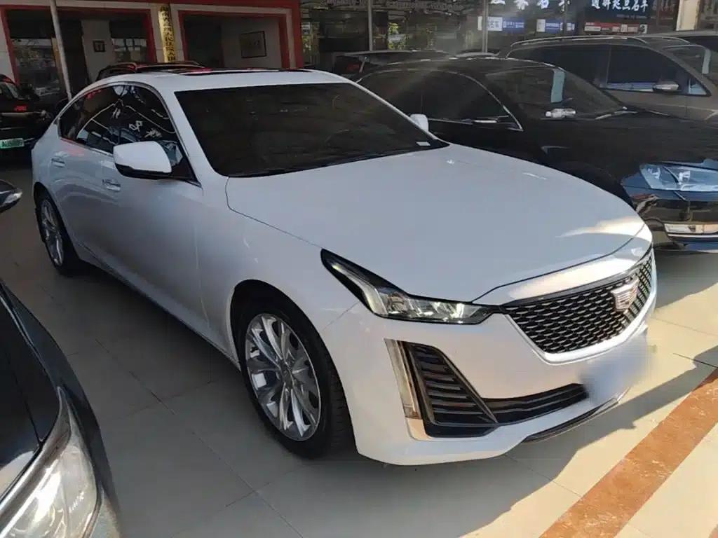 2021 Cadillac CT5 28T Luxury — миниатюра 4