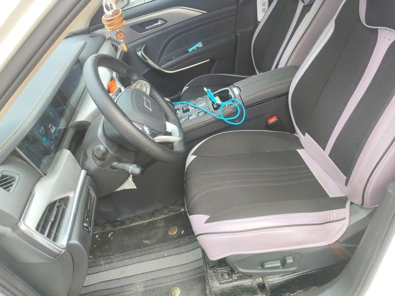 Bestune T77 2023 1.5T Automatic Luxury Model — миниатюра 15