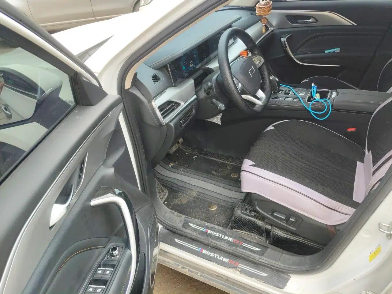 Bestune T77 2023 1.5T Automatic Luxury Model — миниатюра 16