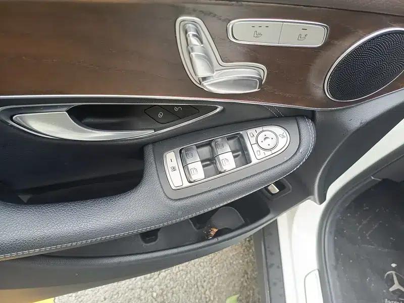 2020 Mercedes-Benz GLC 260 L 4MATIC Luxury — миниатюра 15