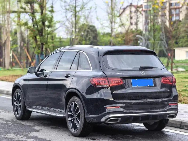 2021 Mercedes-Benz GLC 260 L 4MATIC Luxury — миниатюра 3