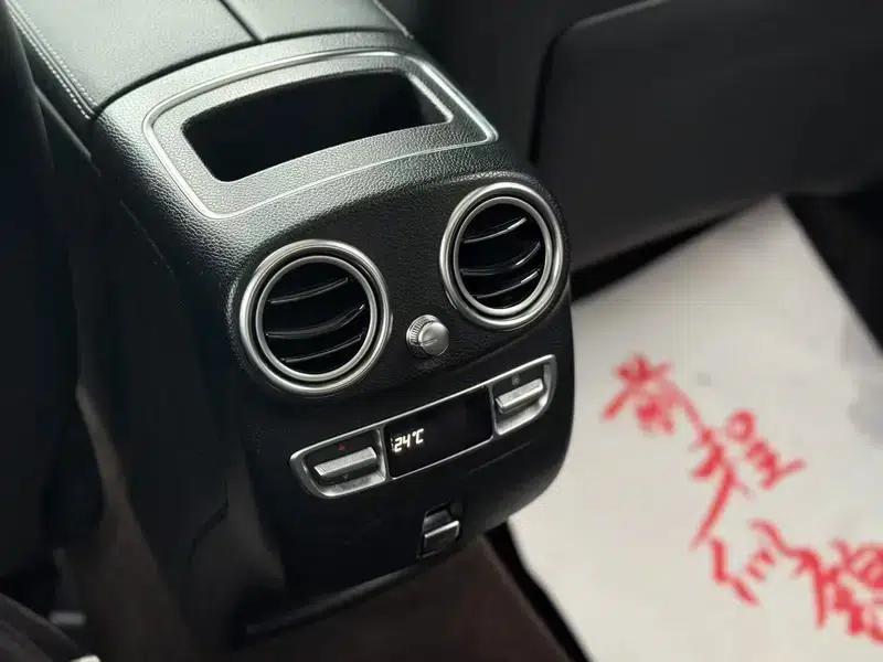 2021 Mercedes-Benz GLC 300 L 4MATIC Dynamic — миниатюра 12